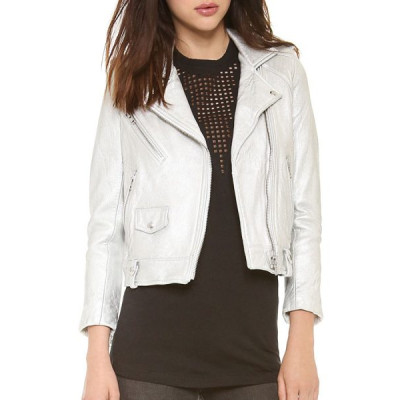 Arrow S5E21 Thea’s Silver Jacket