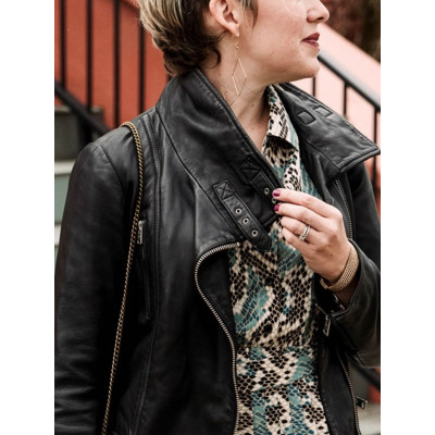 Collar Strap Black Leather Jacket For Women